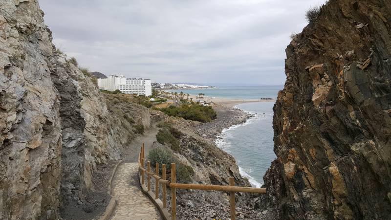 Blick auf Puebelo Playa, im Vordergrund Best Indalo Hotels Blick auf Puebelo Playa, im Vordergrund Best Indalo Hotels